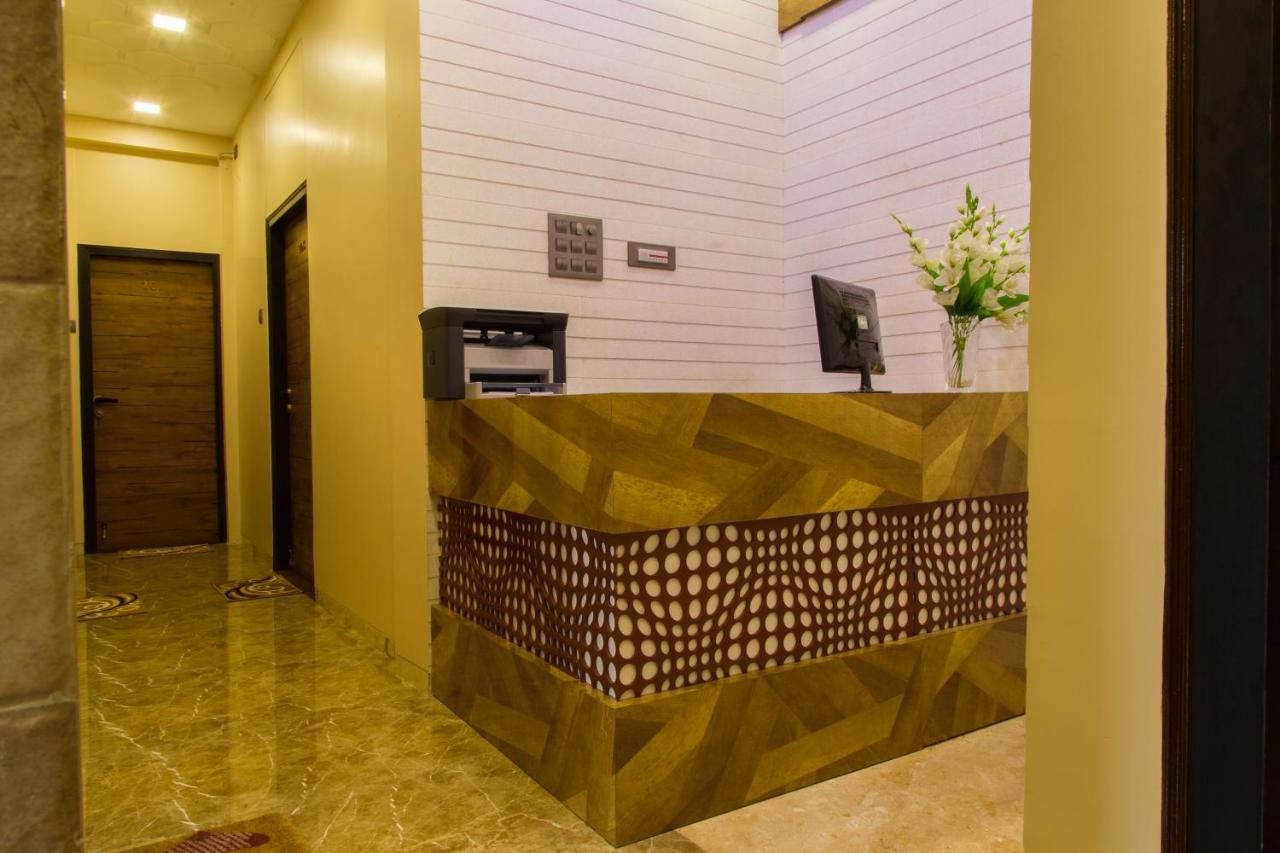 Hotel Tourister Mumbai Kültér fotó