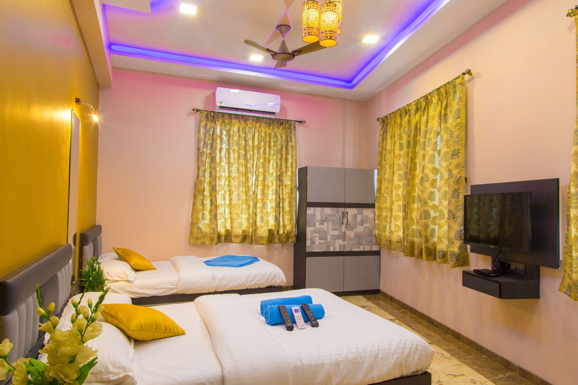 Hotel Tourister Mumbai Kültér fotó