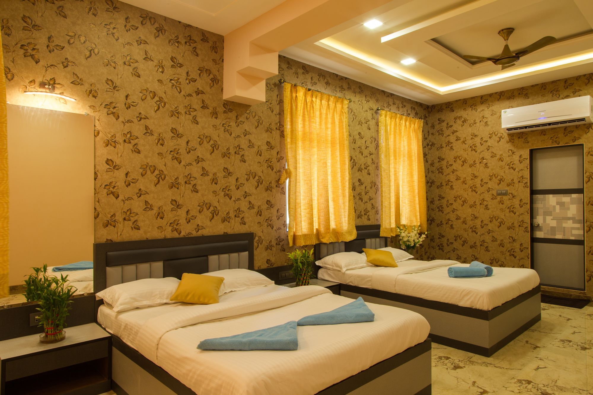 Hotel Tourister Mumbai Kültér fotó